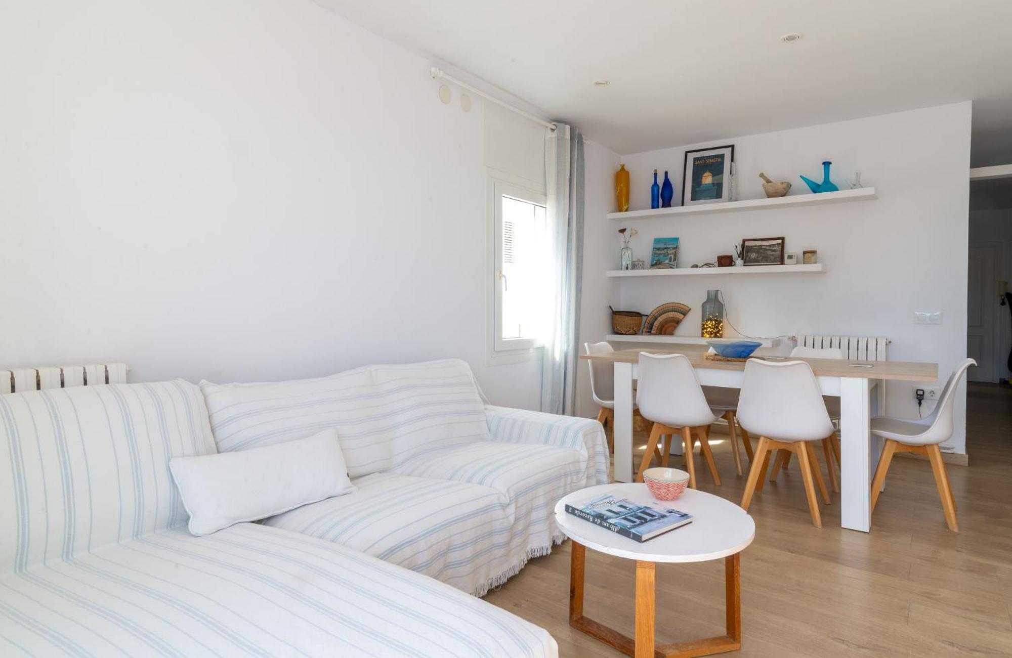 Precioso Apartamento En Primera Linea De Mar En Calella De Palafrugell Bagian luar foto